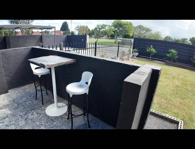 3 BEDROOM HOUSE FOR SALE IN GEORGE SOUTH